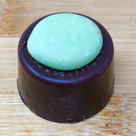 Handmade Dark chocolate with Lime fondant